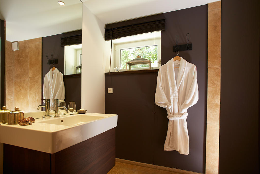 Les Chambres De L'Oustalet, Chambres D'Hotes Et Restaurant Etoile Gigondas Szoba fotó