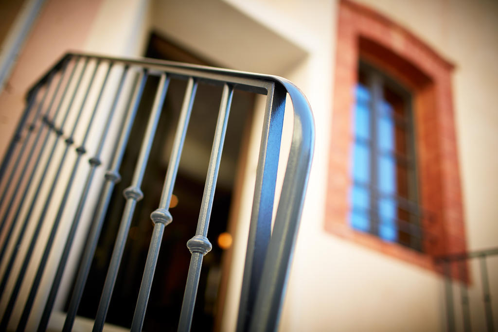 Les Chambres De L'Oustalet, Chambres D'Hotes Et Restaurant Etoile Gigondas Kültér fotó